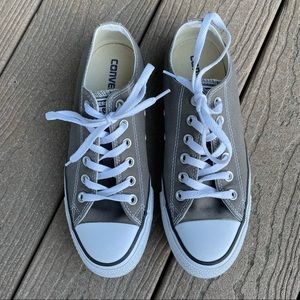 Converse Chuck Taylor All Star Low Top Sneakers - Gray